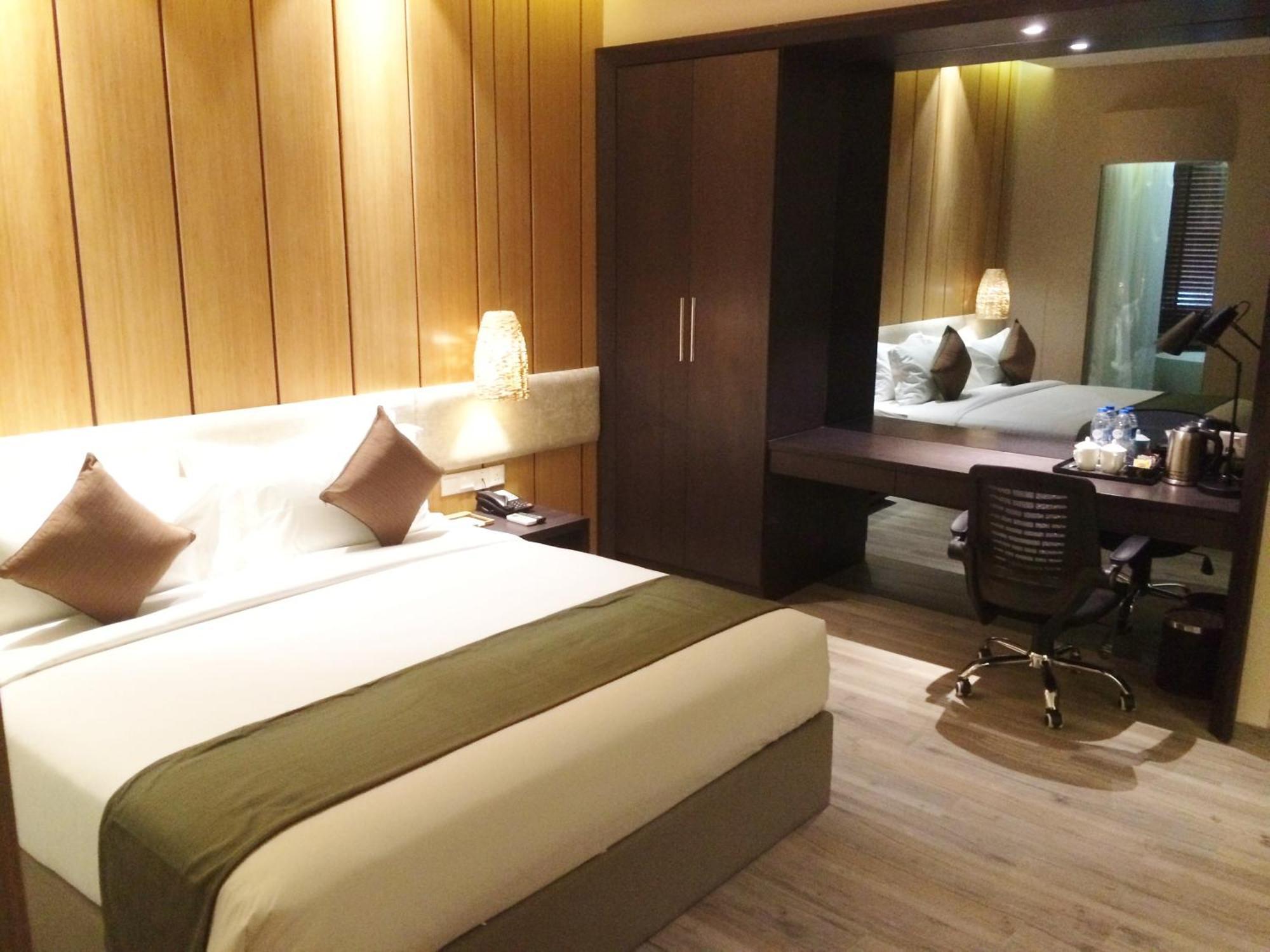 Eska Hotel Batam Habitación foto